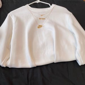 Cute white sweatshirt